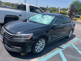 Used 2016 Volkswagen Passat 1.8T SE w/ Lighting Package (P06) image 1