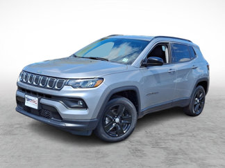 Certified 2022 Jeep Compass Latitude w/ Convenience Group image 1