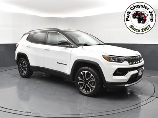 Used 2022 Jeep Compass Limited image 1