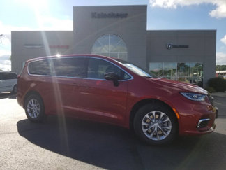 New 2025 Chrysler Pacifica Select video 1