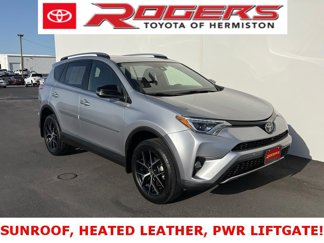 Used 2018 Toyota RAV4 SE image 1