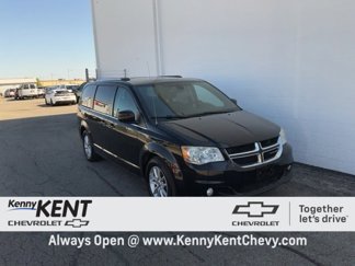 Used 2020 Dodge Grand Caravan SXT image 1