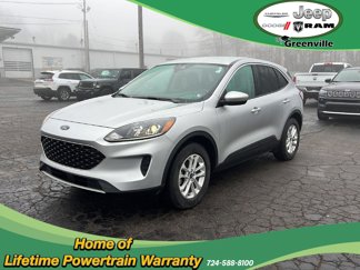 Used 2020 Ford Escape SE image 1
