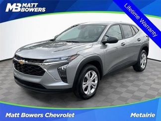 Used 2025 Chevrolet Trax LS image 1