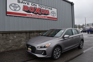 Used 2020 Hyundai Elantra GT image 1
