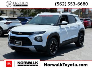 Used 2023 Chevrolet TrailBlazer LT w/ Convenience Package image 1