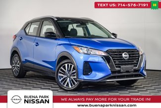 Certified 2023 Nissan Kicks SV image 1