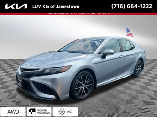 Used 2023 Toyota Camry SE w/ Cold Weather Package image 1