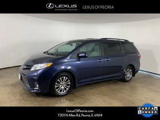 Used 2019 Toyota Sienna XLE image 1