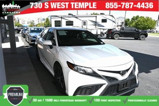 Used 2023 Toyota Camry SE image 1