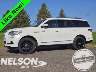 Used 2024 Lincoln Navigator Reserve image 1