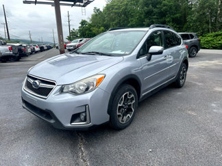 Used 2017 Subaru Crosstrek 2.0i Limited image 1