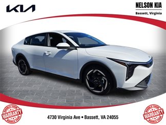 New 2025 Kia K4 EX image 1