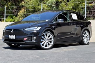 Used 2017 Tesla Model X image 1