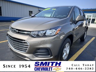 Used 2022 Chevrolet Trax LS w/ Tint and Cruise Package image 1