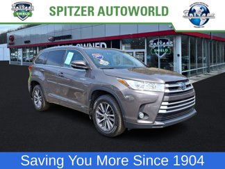 Used 2017 Toyota Highlander XLE image 1