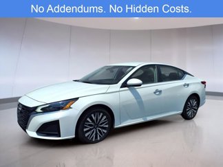 Used 2023 Nissan Altima 2.5 SV image 1