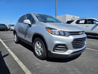 Used 2022 Chevrolet Trax LS w/ Tint and Cruise Package image 1