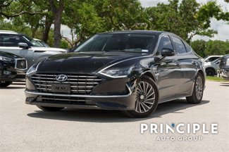 Used 2022 Hyundai Sonata Limited w/ Cargo Package image 1