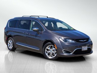 Used 2018 Chrysler Pacifica Limited w/ Advanced Safetytec Group image 1