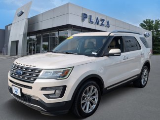 Used 2017 Ford Explorer Limited image 1