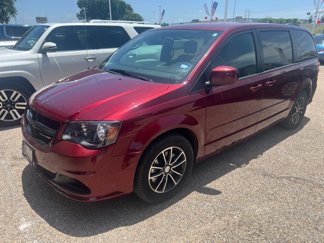 Used 2017 Dodge Grand Caravan SE image 1