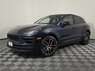 Certified 2022 Porsche Macan S image 1