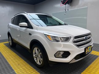Used 2018 Ford Escape SE image 1
