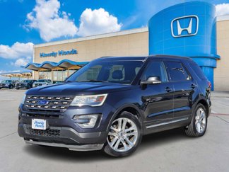 Used 2017 Ford Explorer XLT w/ Equipment Group 202A image 1