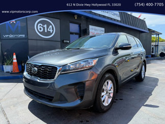 Used 2020 Kia Sorento LX image 1