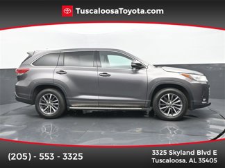 Used 2018 Toyota Highlander XLE image 1