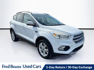 Used 2017 Ford Escape SE w/ Equipment Group 201A image 1