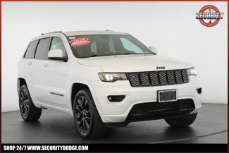 Used 2018 Jeep Grand Cherokee Altitude image 1