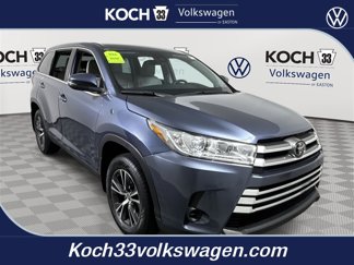 Used 2019 Toyota Highlander LE image 1