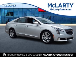 Used 2018 Cadillac XTS Luxury image 1