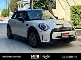 Certified 2024 MINI Cooper SE image 1