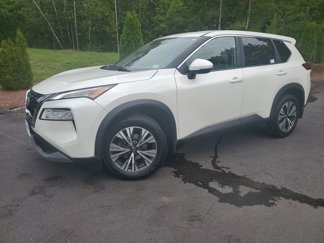 Used 2022 Nissan Rogue SV image 1