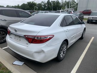 Used 2017 Toyota Camry LE image 1