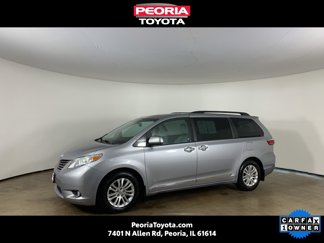 Used 2017 Toyota Sienna XLE image 1