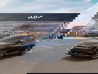 New 2025 Kia K4 LXS image 1