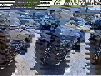Used 2022 Jeep Compass Limited image 1