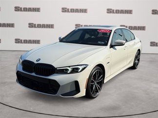 Used 2023 BMW 330e xDrive image 1