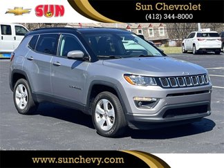 Used 2018 Jeep Compass Latitude w/ Cold Weather Group image 1