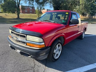 Used 2003 Chevrolet S10 Pickup LS image 1