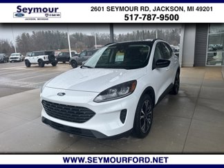 Certified 2022 Ford Escape SE w/ SE Sport Appearance Package image 1