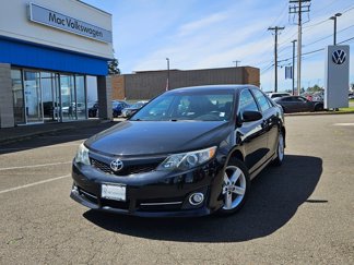 Used 2012 Toyota Camry SE image 1