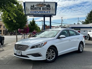 Used 2015 Hyundai Sonata SE image 1