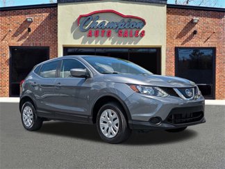 Used 2019 Nissan Rogue Sport S image 1