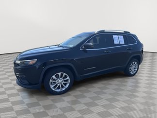Used 2019 Jeep Cherokee Latitude w/ Popular Appearance Group image 1