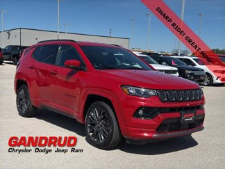 Used 2022 Jeep Compass Limited image 1